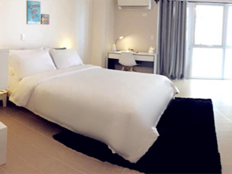 Maxstays - Max Style @ The Venice Residences Taguig Eksteriør bilde