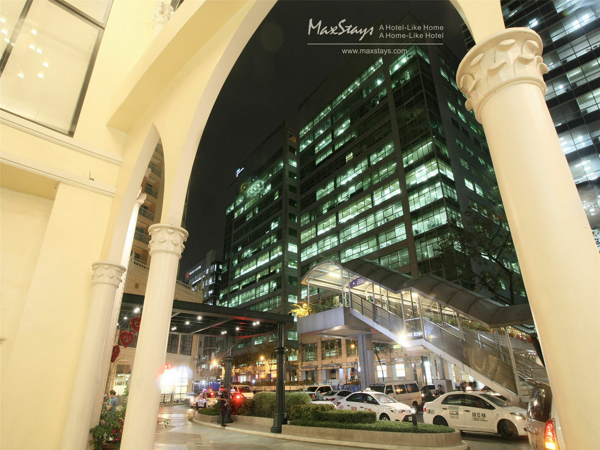 Maxstays - Max Style @ The Venice Residences Taguig Eksteriør bilde